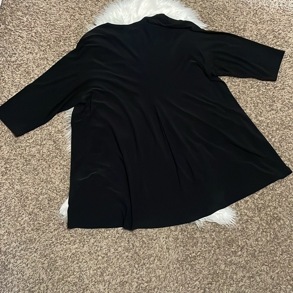 Sympli 3/4 Sleeve Plus Size Top - Picture 5 of 6